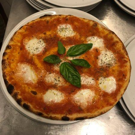 Tre Archi Pizzeria Paninoteca