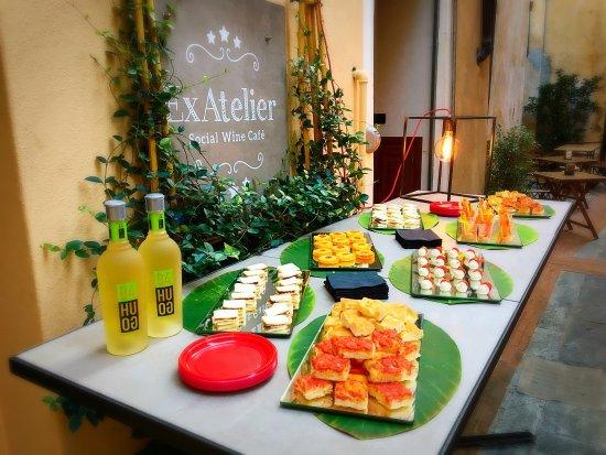 ExAtelier Social Wine Café