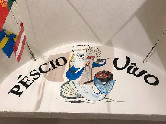Pescio Vivo Cuxinn-a Zeneize