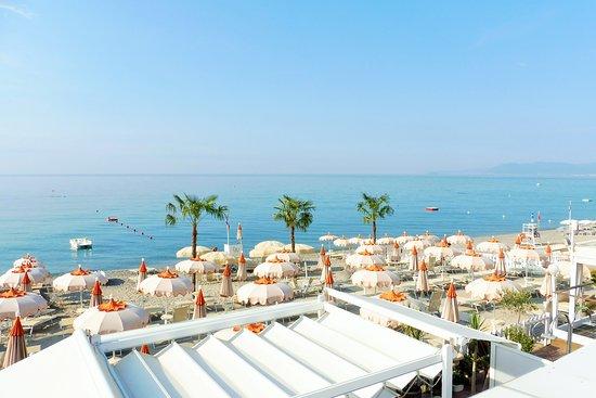 Castelletto Beach Restaurant