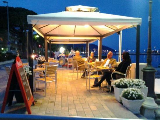 Piccolo Bar Antione
