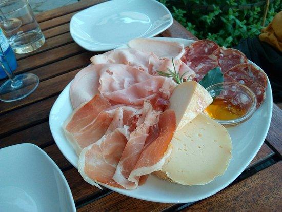 Bar i Tuvi