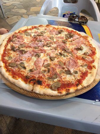 Maxipizza