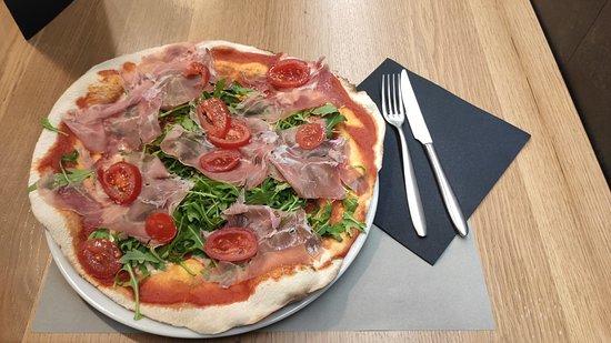 Pizzeria Locale