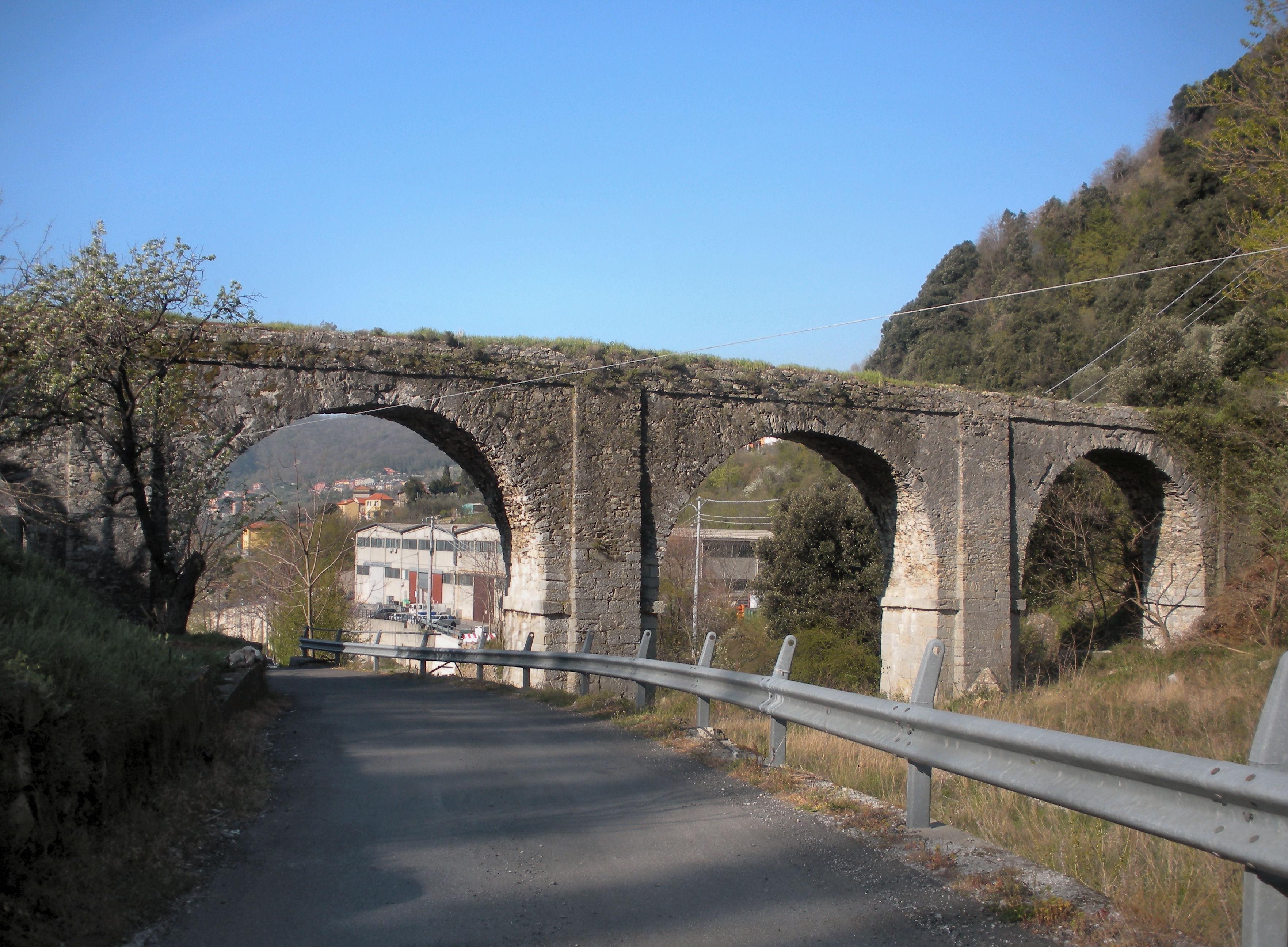 Acquedotto storico di Genova