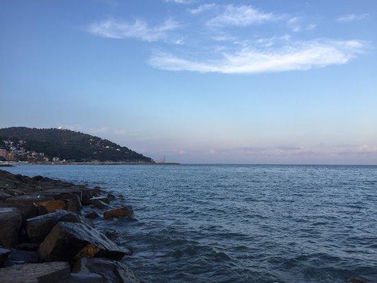 Spiaggia Libera Attrezzata AMA