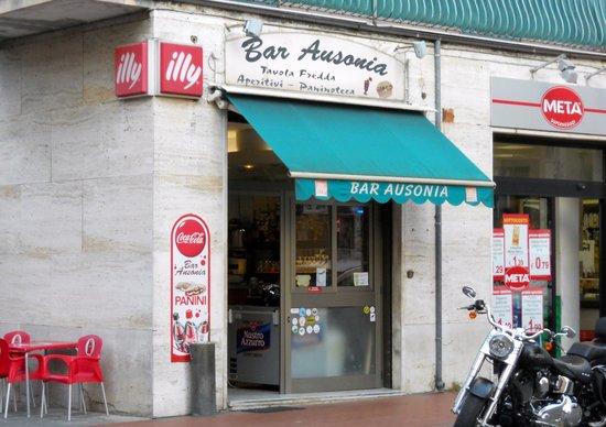 Bar Ausonia