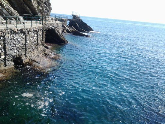 il Monumento della Madonna del Mare