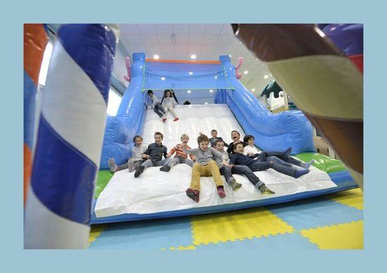 Aquarium indoor playground