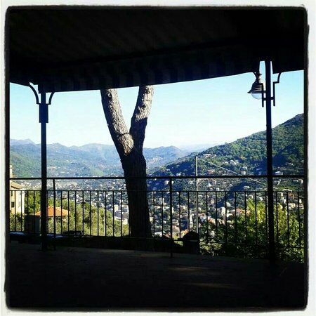 Tucca e leva